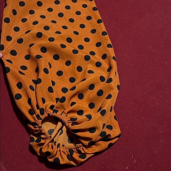 Chic V-Neck Polka Dot Blouse in Brown - Picture 3 of 3